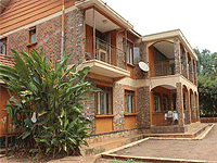 Cool Breeze Hote – Jinja Town