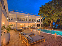 Latitude 0 Degrees – Kampala City